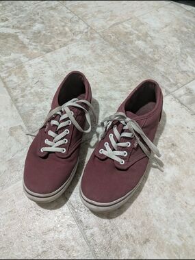 Vans Women's Burgundy Low-Top Sneakers